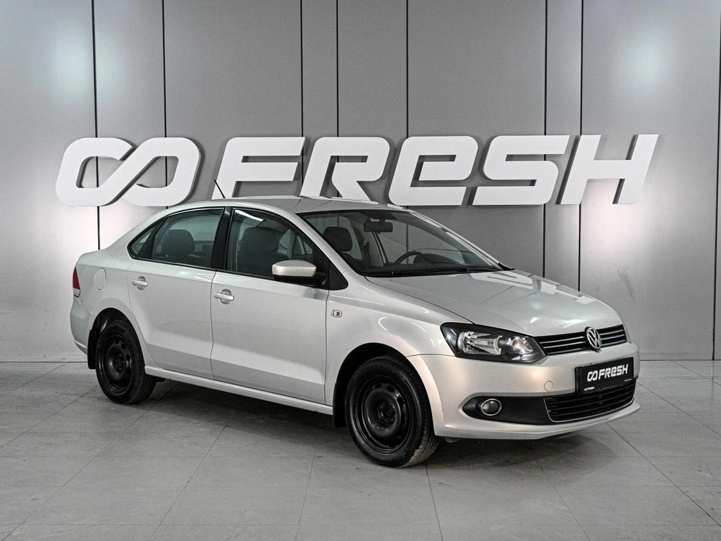 Седан Volkswagen Polo 2013 года, 889000 рублей, Аксай