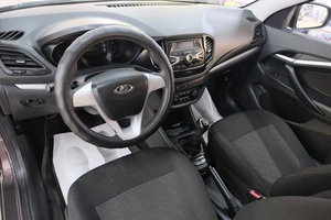 Седан ВАЗ (LADA) Vesta 2017 года, 799000 рублей, Омск