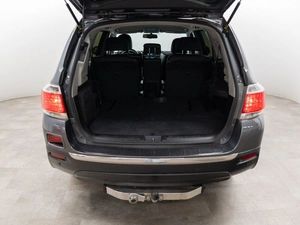 Внедорожник Toyota Highlander 2012 года, 2065000 рублей, Красноярск