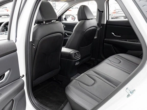 Седан Hyundai Elantra 2024 года, 2560000 рублей, Краснодар