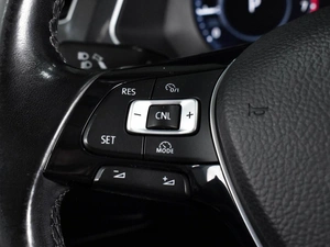 Внедорожник Volkswagen Tiguan 2017 года, 2574000 рублей, Воронеж