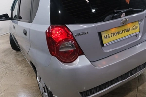 Хетчбэк Chevrolet Aveo 2010 года, 319000 рублей, Новокузнецк