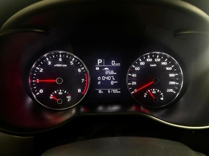 Хетчбэк Kia Rio X-Line 2019 года, 1595000 рублей, Красноярск