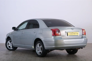 Седан Toyota Avensis 2008 года, 1019000 рублей, Омск