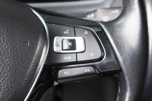 Внедорожник Volkswagen Tiguan 2018 года, 2899000 рублей, Оренбург