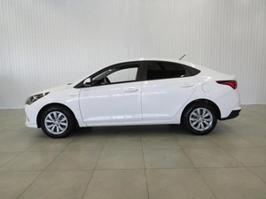 Седан Hyundai Solaris 2022 года, 1580000 рублей, Калуга