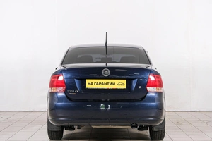 Седан Volkswagen Polo 2013 года, 829000 рублей, Красноярск