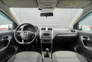 Седан Volkswagen Polo 2015 года, 780000 рублей, Солонцы