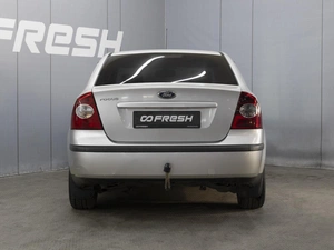 Седан Ford Focus 2006 года, 470000 рублей, Омск