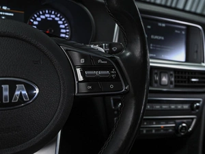 Седан Kia Optima 2019 года, 2120000 рублей, Ставрополь