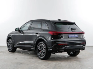 Внедорожник Audi Q5 2026 года, 6689050 рублей, Москва