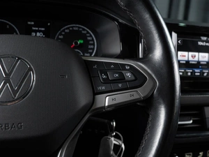 Лифтбек Volkswagen Polo 2022 года, 1759000 рублей, Волгоград