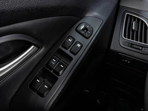 Внедорожник Hyundai ix35 2012 года, 1049000 рублей, Тюмень