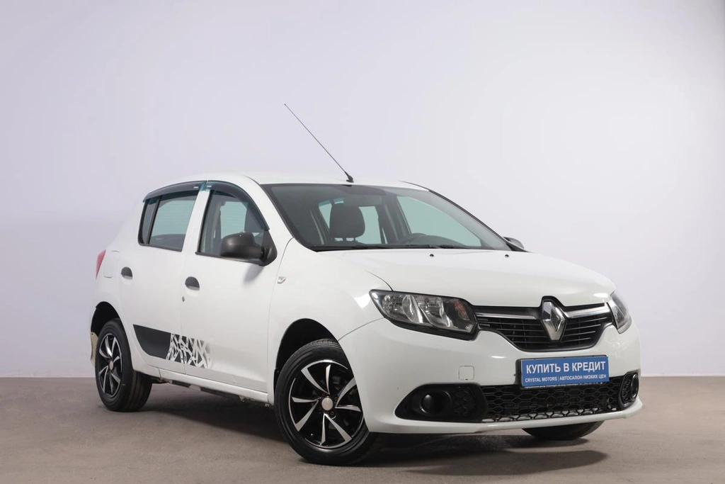Хетчбэк Renault Sandero 2016 года, 799000 рублей, Новосибирск