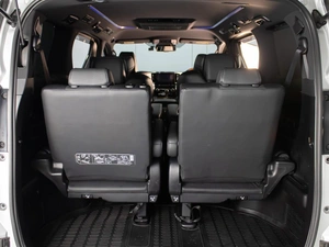 Минивэн Toyota Alphard 2017 года, 4080000 рублей, Омск