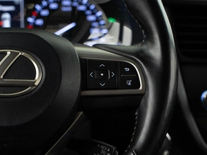 Внедорожник Lexus RX 2017 года, 3798999 рублей, Москва