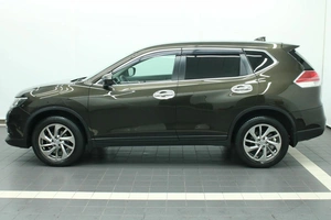 Внедорожник Nissan X-Trail 2017 года, 1990000 рублей, Красноярск