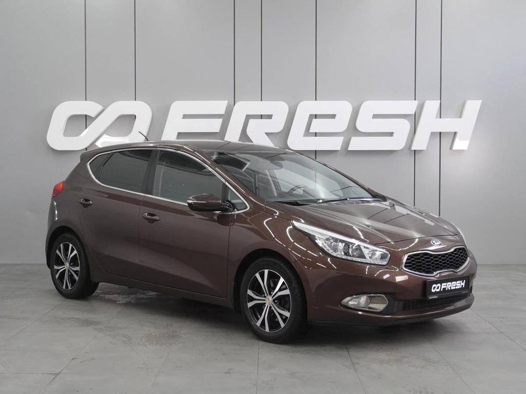 Хетчбэк Kia Ceed 2014 года, 1364000 рублей, Воронеж