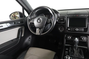 Внедорожник Volkswagen Touareg 2017 года, 3449000 рублей, Пермь