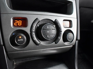 Седан Peugeot 408 2013 года, 649000 рублей, Воронеж