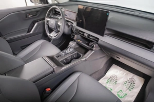 Внедорожник Toyota RAV4 2026 года, 3949000 рублей, Томск