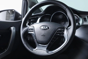 Хетчбэк Kia Ceed 2013 года, 899000 рублей, Новосибирск
