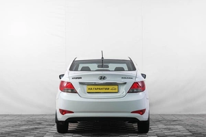 Седан Hyundai Solaris 2014 года, 699000 рублей, Кемерово
