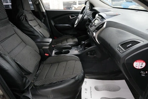 Внедорожник Hyundai ix35 2010 года, 1279000 рублей, Омск