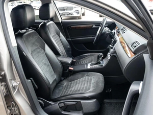 Седан Volkswagen Passat 2012 года, 1180000 рублей, Краснодар