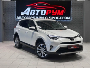 Внедорожник Toyota RAV4 2017 года, 2470000 рублей, Красноярск