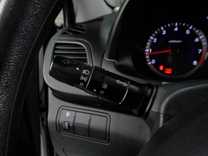 Седан Hyundai Solaris 2013 года, 899000 рублей, Воронеж