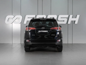 Внедорожник Toyota RAV4 2019 года, 2270000 рублей, Красный Пахарь