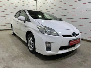 Лифтбек Toyota Prius 2011 года, 999000 рублей, Красноярск