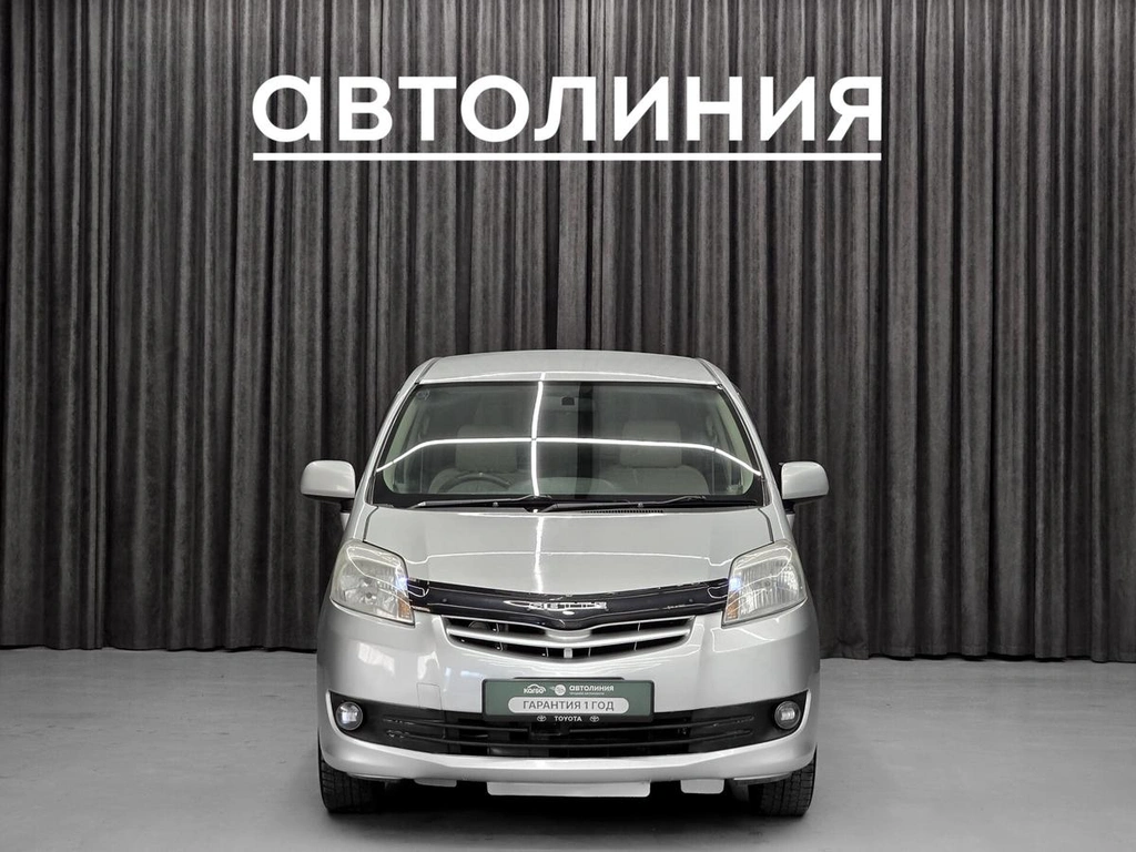 Минивэн Toyota Passo Sette 2010 года, 619000 рублей, Красноярск