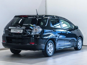 Универсал Honda Fit Shuttle 2011 года, 850000 рублей, Красноярск