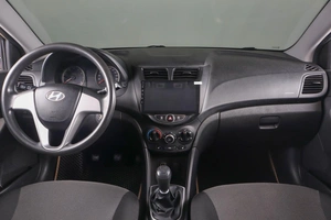 Седан Hyundai Solaris 2011 года, 819000 рублей, Пермь