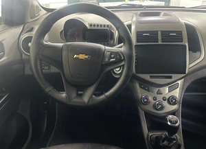Седан Chevrolet Aveo 2013 года, 675000 рублей, Ачинск