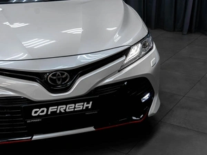 Седан Toyota Camry 2020 года, 3189000 рублей, Тюмень