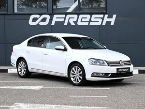 Седан Volkswagen Passat 2012 года, 999000 рублей, Кирилловка
