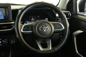 Внедорожник Toyota Raize 2020 года, 1599000 рублей, Омск