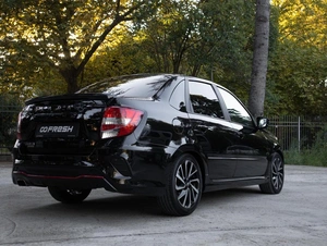 Седан ВАЗ (LADA) Granta 2024 года, 1300000 рублей, Большой Сочи