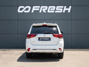 Внедорожник Mitsubishi Outlander 2022 года, 2970000 рублей, Краснодар