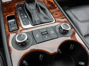 Внедорожник Volkswagen Touareg 2012 года, 1970000 рублей, Краснодар