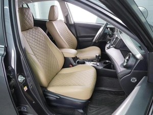 Внедорожник Toyota RAV4 2016 года, 2019000 рублей, Воронеж