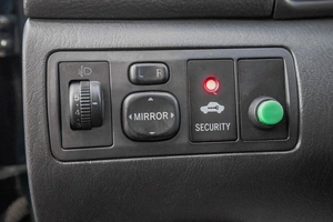 Седан Toyota Corolla 2005 года, 629000 рублей, Барнаул