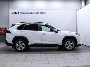 Внедорожник Toyota RAV4 2021 года, 3895000 рублей, Красноярск