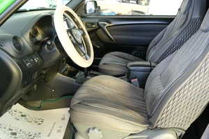 Внедорожник Toyota RAV4 2001 года, 1089000 рублей, Омск