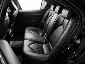 Седан Toyota Camry 2019 года, 2999000 рублей, Тюмень