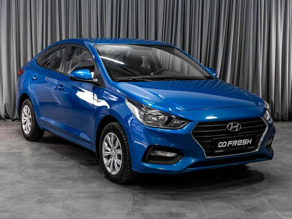 Седан Hyundai Solaris 2018 года, 1450000 рублей, Тюмень