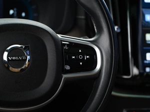 Внедорожник Volvo XC60 2021 года, 4107055 рублей, Москва